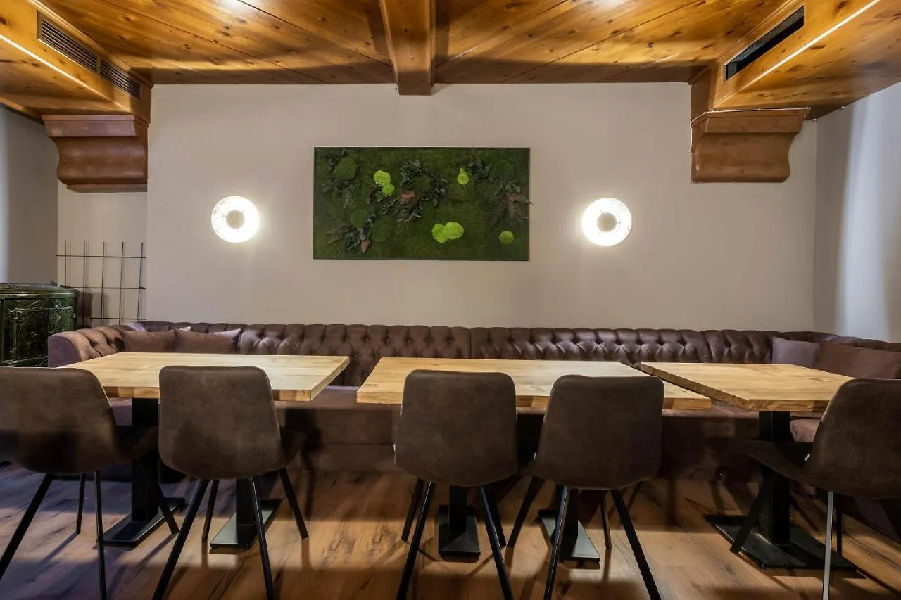 *** Apartment The Art And Sporthotel Innsbruck Austria