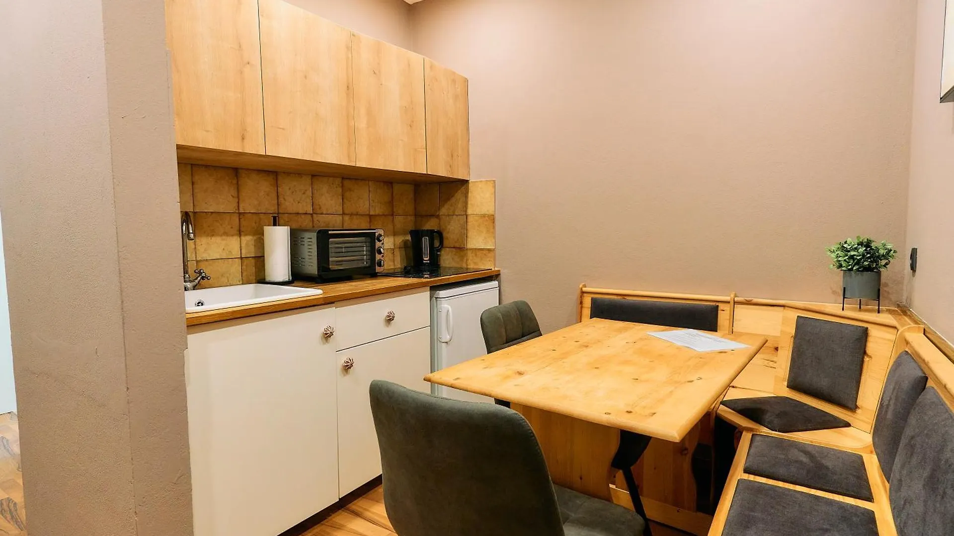 *** Apartment The Art And Sporthotel Innsbruck Austria