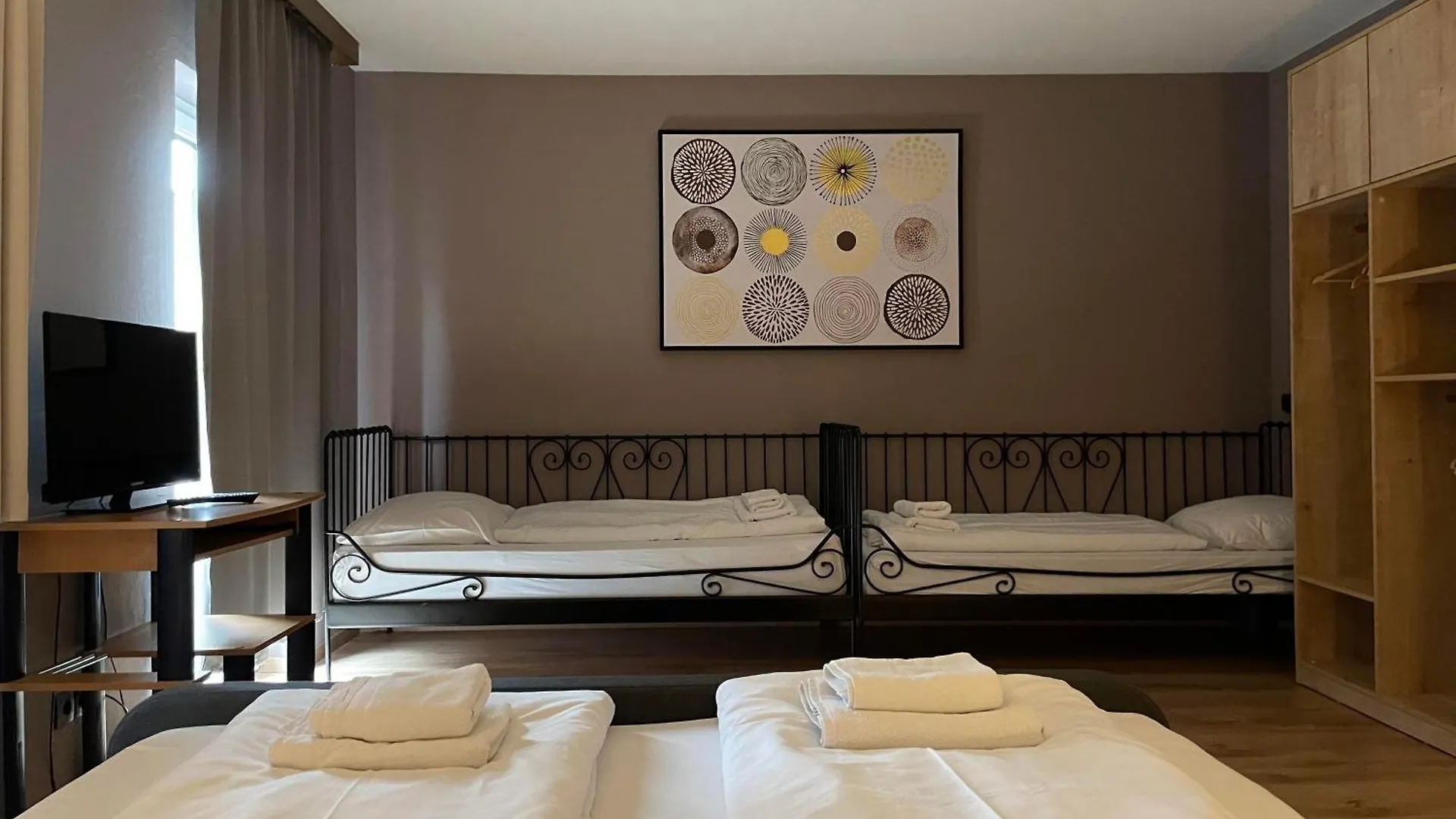 The Art And Sporthotel Innsbruck Apartment